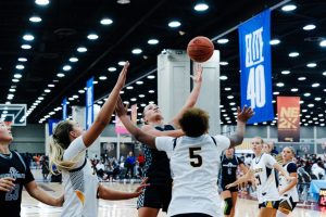 AC_Run4Roses_July2026-IF-56 AC_Run4Roses_July2026-IF-56